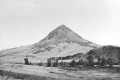 ThenE-USGS-wcd00669-Walcott_Haystack_Butte_1900-960by720