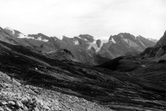 ThenE-WMCR-NA-80-1479-Pipestone_Pass_view_S-960by680
