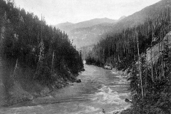 ThenD-BCAR-b-01947-Revelstoke_dam-960by692