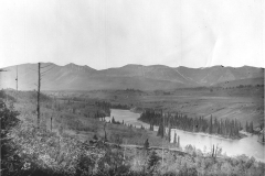 ThenE-NAC-PA-037556-Bow River-Morley-Yamnuska-960by590