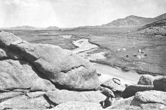 Then1870E-USGS-jwh00284-Independence Rock-960x600